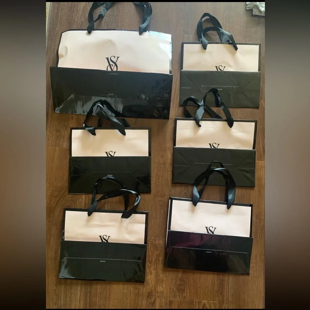16 Victoria's Secret Pink Paper Gift Shopping Favor Variety Bags Large to Small